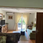 Летний дом Gudelj *